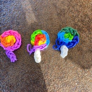 Rainbow loom lollipop